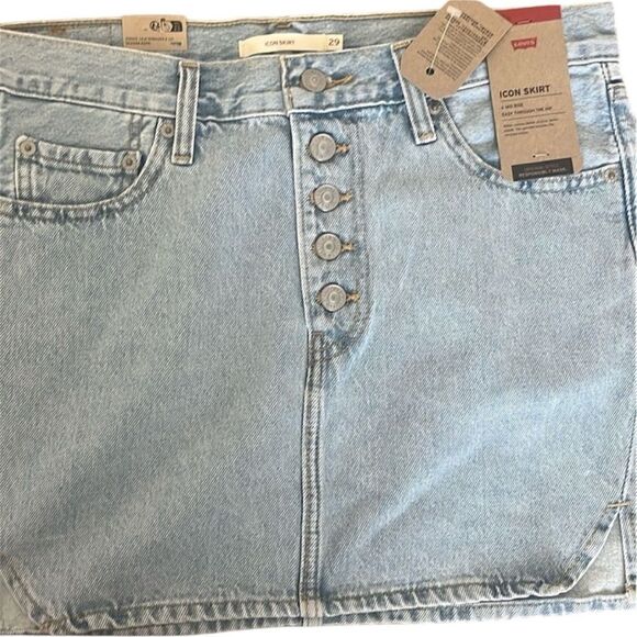 Levi’s NWT Twisted Icon Mini Demin Skirt in Mister Twister Blue Size 29 - Picture 9 of 9